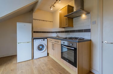 Richmond Road, Plasnewydd, Cardiff - Image 2